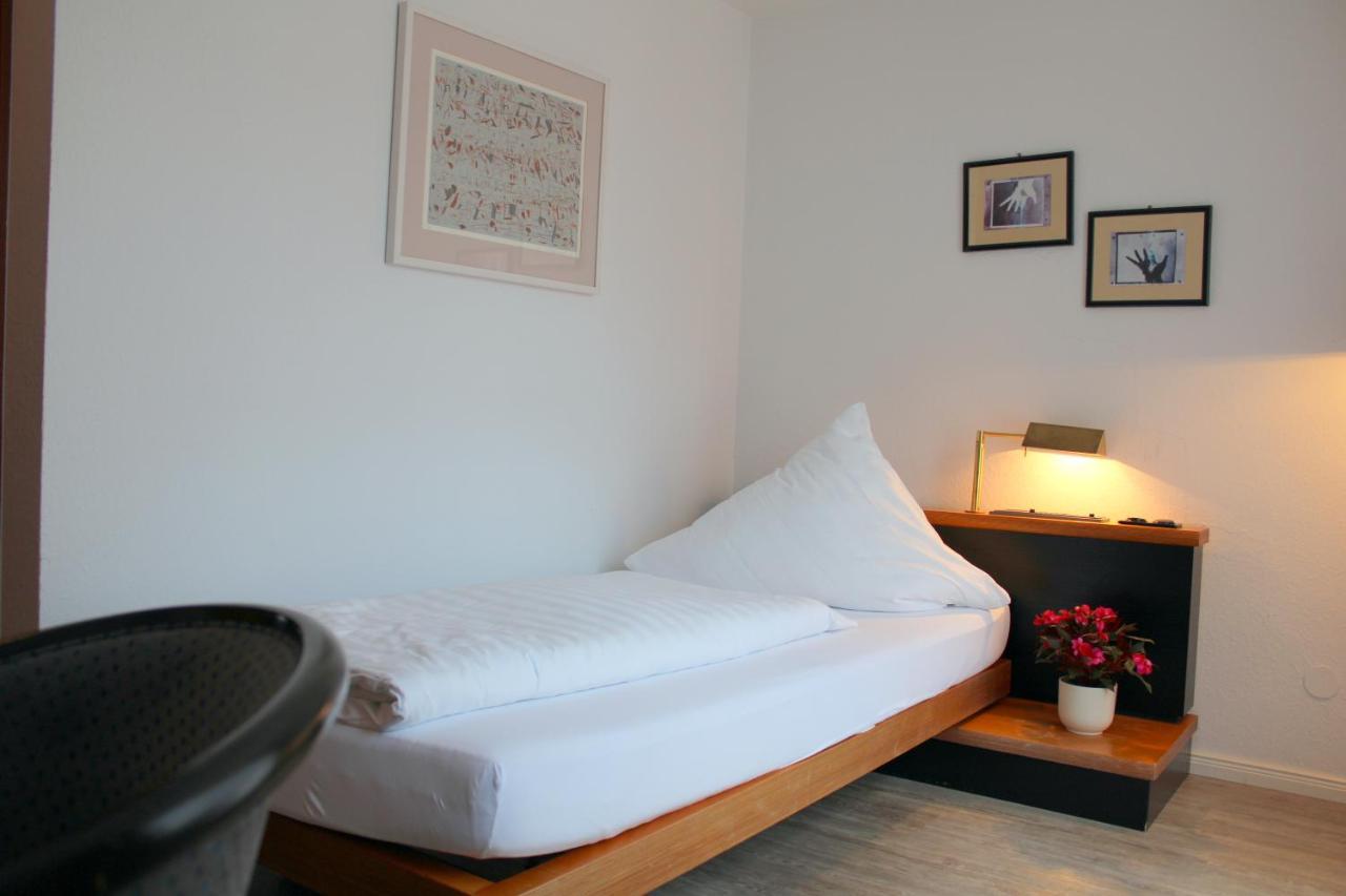 Hotel Lamm Nufringen ภายนอก รูปภาพ